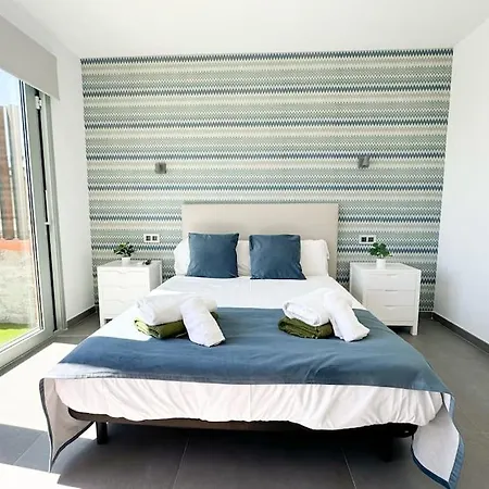 Villa Paradise Island By Canaryscape *